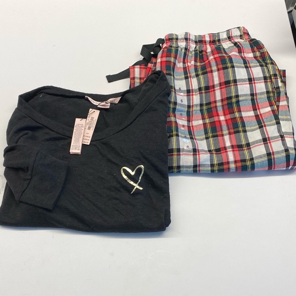 Victoria's Secret Other - VICTORIA SECRET PJ SET.